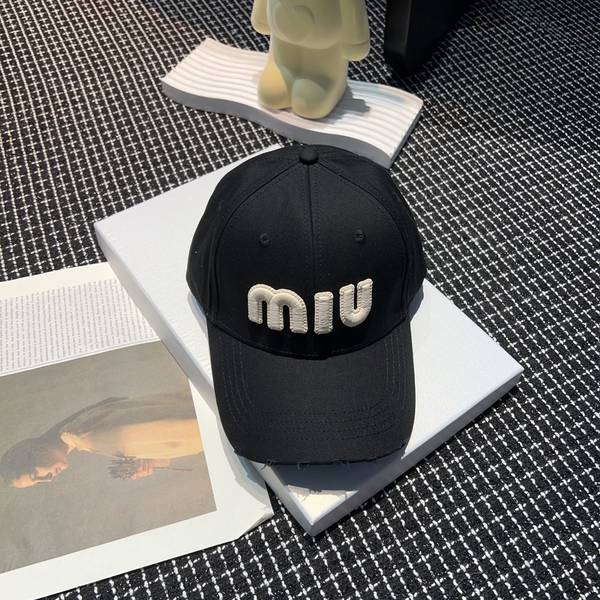 Miu Miu Hat MUH00234